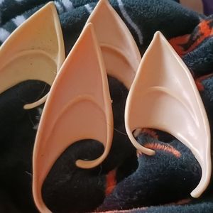 Elf ears small & medium light skintone flexible